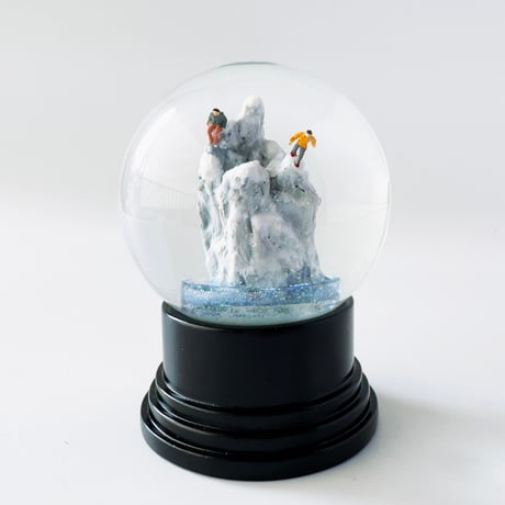 Ato1snow ／ Snowdome M｜吸い込まれる：22