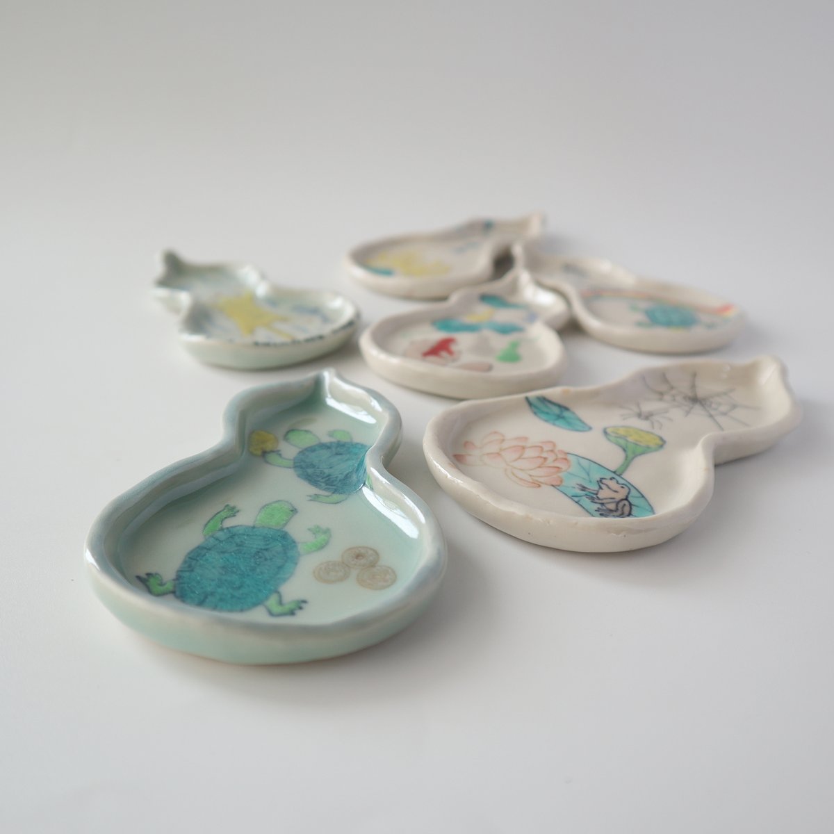 【天然石・舟型瓢箪水鉢・ハート模様】 天然石・舟型瓢箪水鉢・ハート模様】