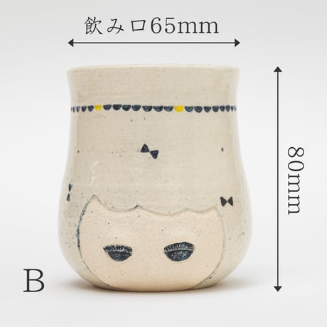 谷村仁美 陶作品「カップ・女の子」