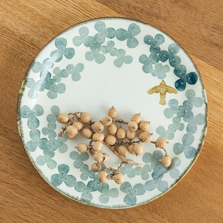 かとうようこ 陶作品「丸皿 18cm・みつば（緑）」