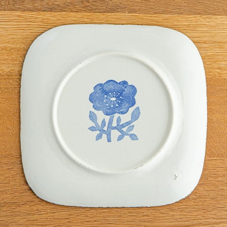 かとうようこ 陶作品「四方皿・ばら」