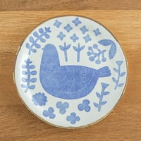 かとうようこ 陶作品「丸皿 18cm・とり」