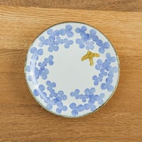 かとうようこ 陶作品「丸皿 15cm・みつば（青）」