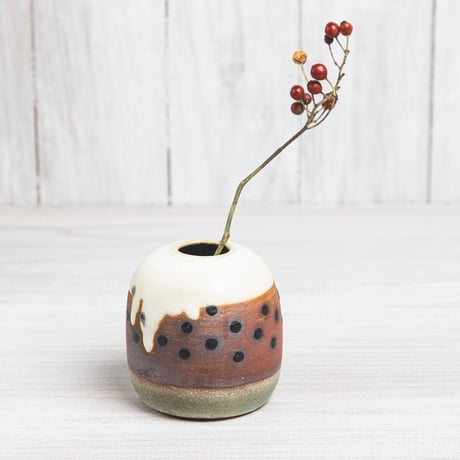 エヴァーソン朋子 陶作品「花器」A6
