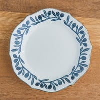かとうようこ 陶作品「変形皿・オリーブ（黒）」