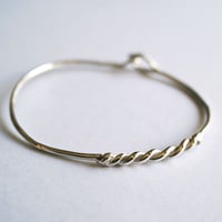 point twist バングル