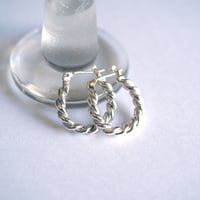 ツイストline hoop ピアス