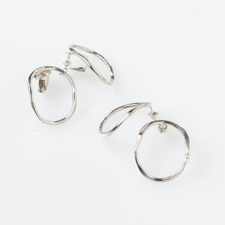 フロントサークルピアス