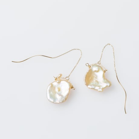 ハンギングパールピアス