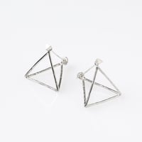 ピラミッド ピアス  / L
