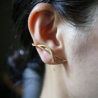 curveイヤークリップ／gold