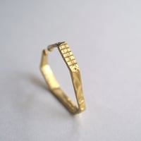 polygon イヤカフ/gold