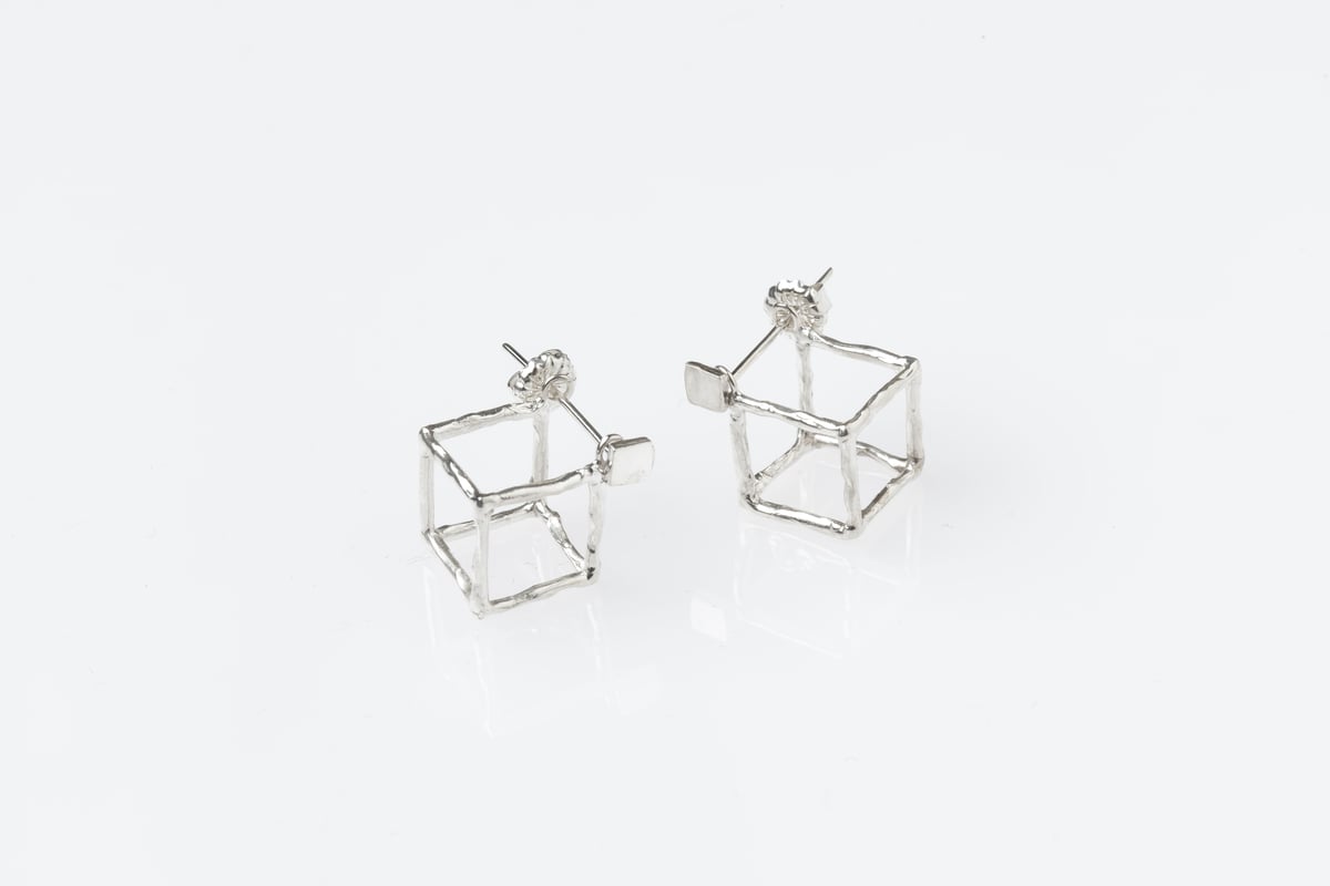 uim.co専用 キューブピアス キューブ ピアス / L | chumeq