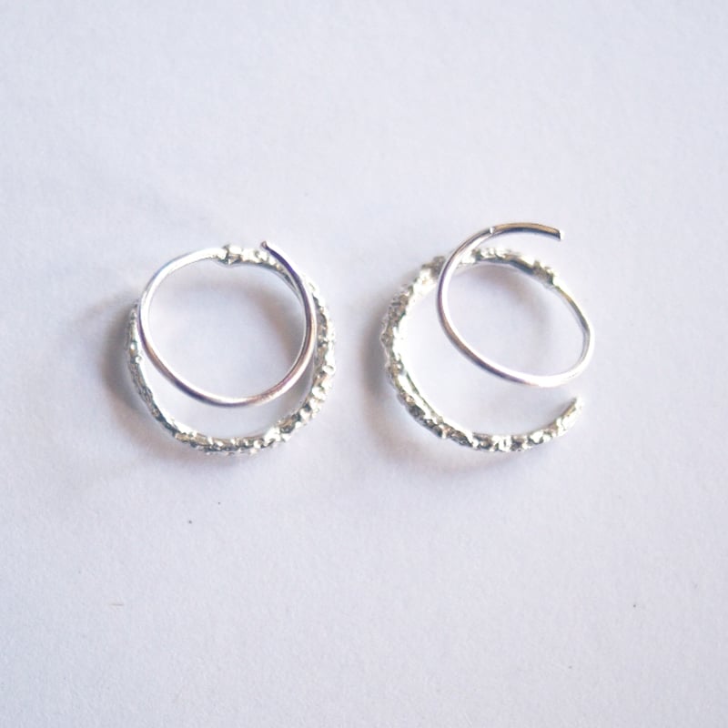 AGMＥS　STERLING SILVER ピアス ムーンライト グレープ (MOONLIGHT GRAPES) ピアス (S