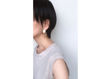 chisouピアス・イヤリング(マーブルモカ)