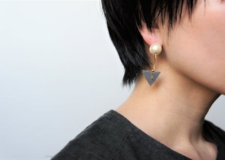 odenフープピアス（フジ×チャコールグレー）