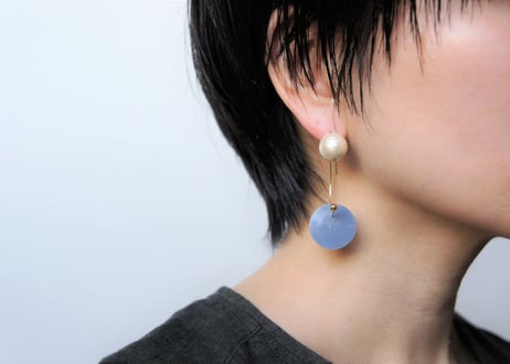 odenフープピアス（デニムブルー×オフ）