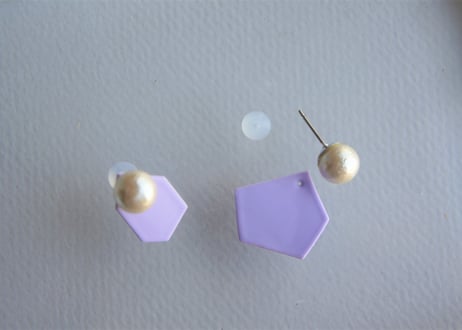 カケラピアス(ライラック）