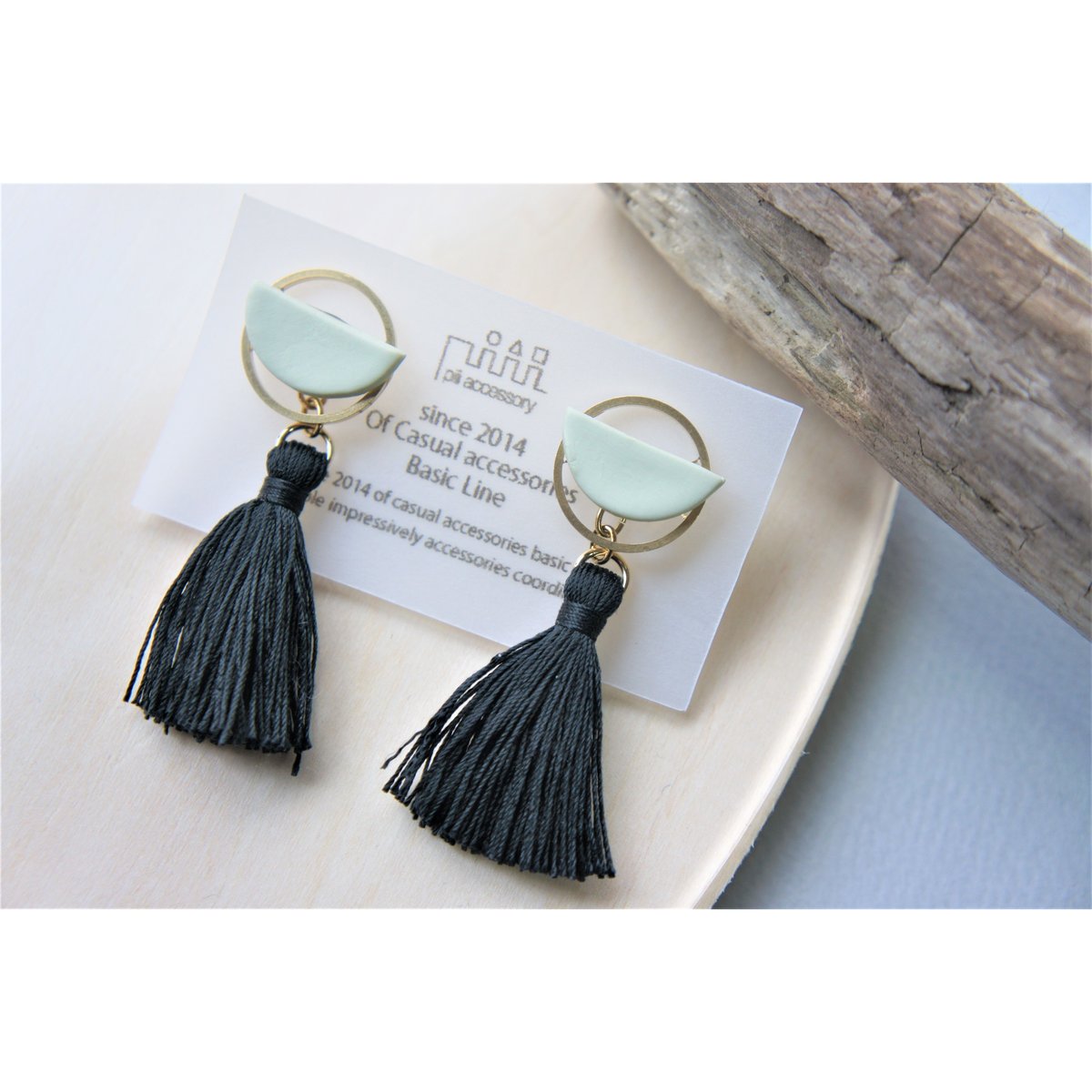 mikazukiピアス・イヤリング（ミスティ-グリーン×クロ） | piii 