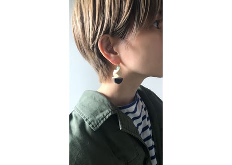 donguriピアス・イヤリング(クロ)