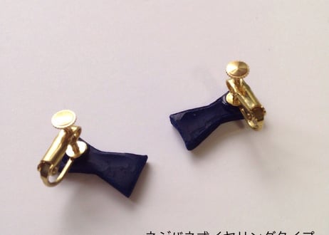 リボンピアス（シルバー）