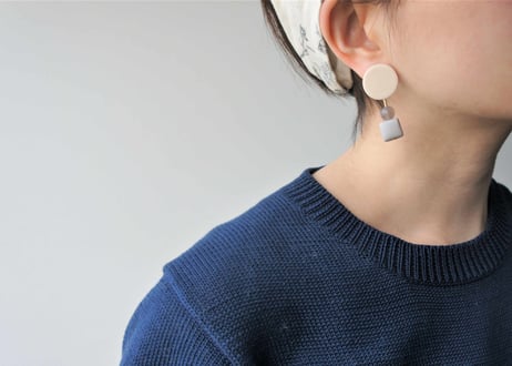 アポロピアス・イヤリング（オフ）