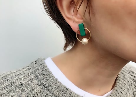 clioneピアス・イヤリング（フォレストグリーン）