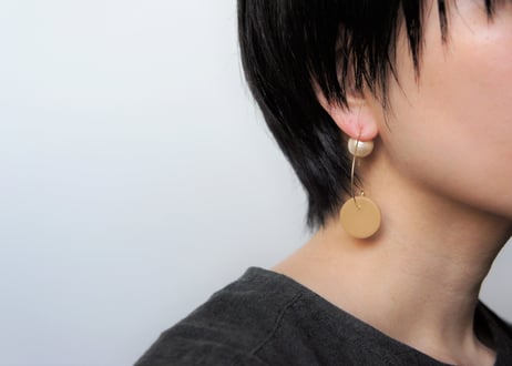 odenフープピアス（ベージュ×オフ）