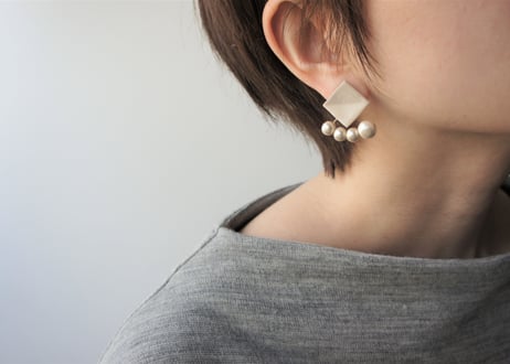 odenピアス・イヤリング(ネイビーボーダー)