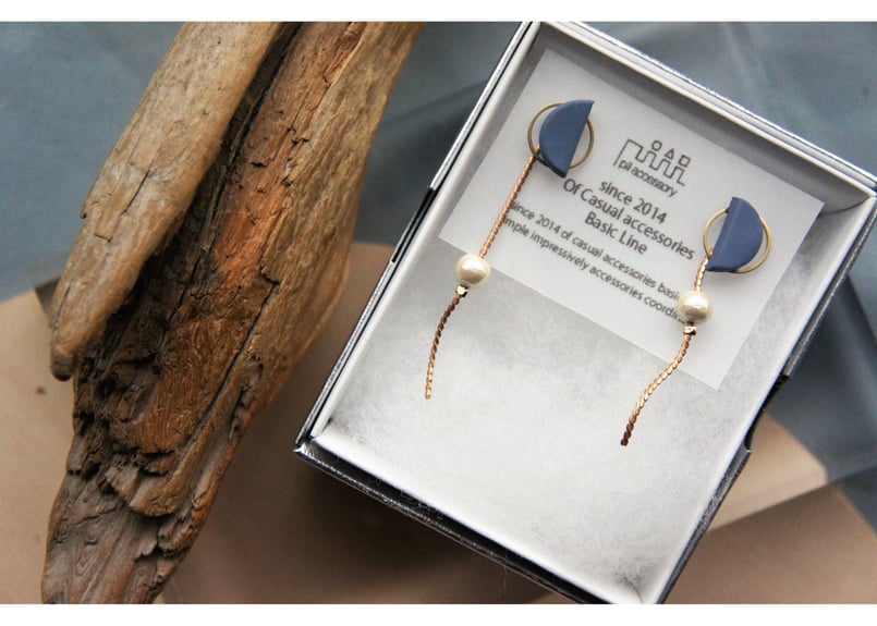 1135 カジュアルデニム*アシメニコちゃんピアス・イヤリング kurageピアス・イヤリング（デニムブルー） | piii