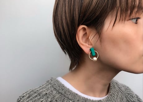 clioneピアス・イヤリング（フォレストグリーン）