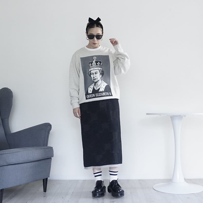 トーマスマグパイ クイーンエリザベスミドルサイズスウェット