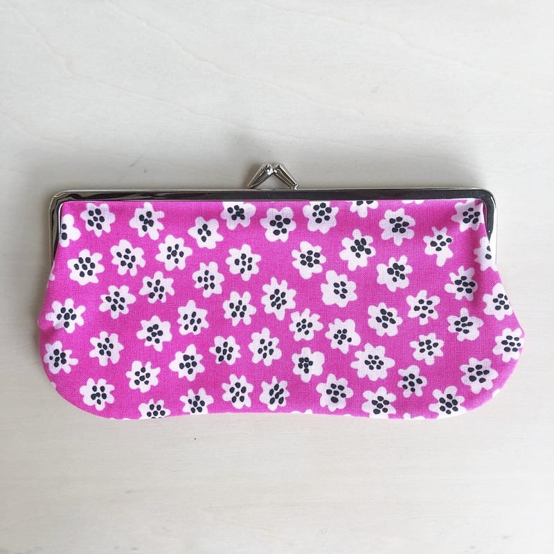 52199-6-47972 (74) marimekko Puketti がま口ポーチ | 52199-6-47972 (74) marimekko Puketti がま口ポーチ |