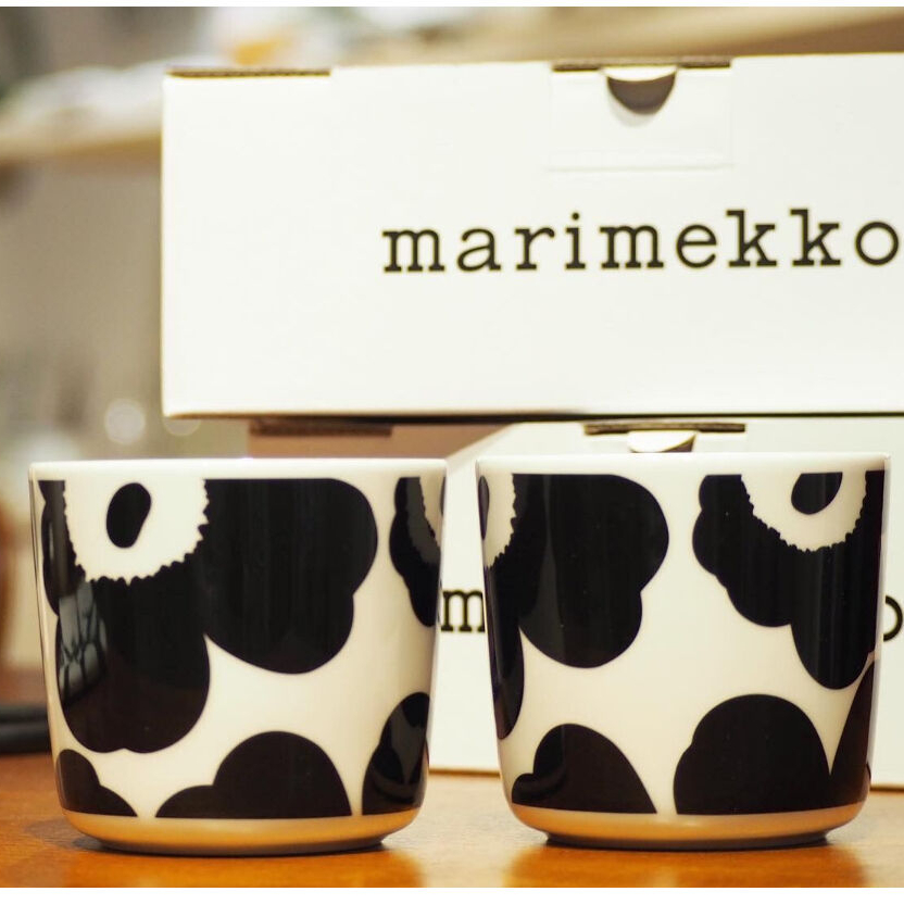 新品未使用　マリメッコ　セット　がま口　マグカップ　エプロン　エコバッ marimekko マリメッコ 2点 ギフトセット コットンバッグ