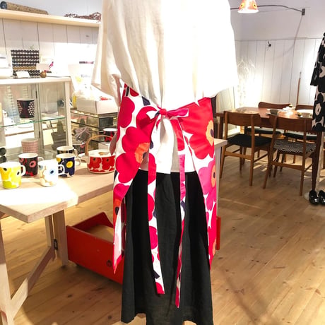 52631-6-4161 (75) marimekko  Pieni Unikkoエプロン
