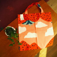 52239-4-72759 (75) marimekko Mansikkavuoret ファブリックバッグ