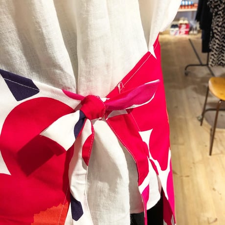 52631-6-4161 (75) marimekko  Pieni Unikkoエプロン