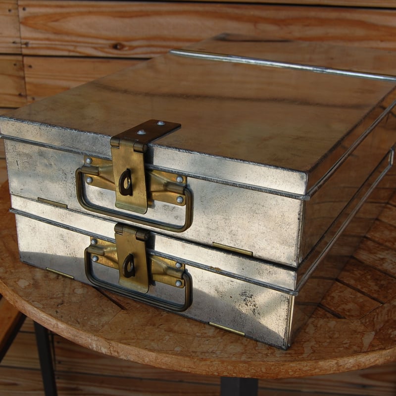 最終値下げヴィンテージ金属製収納ボックス 最終値下げヴィンテージ金属製収納ボックス