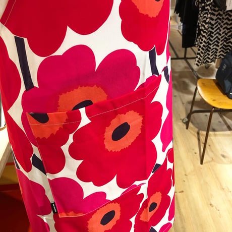 52631-6-4161 (75) marimekko  Pieni Unikkoエプロン