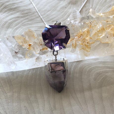ペンダントトップ　ダブルアメジスト〈Double Amethyst〉★ヒーリングシリーズ