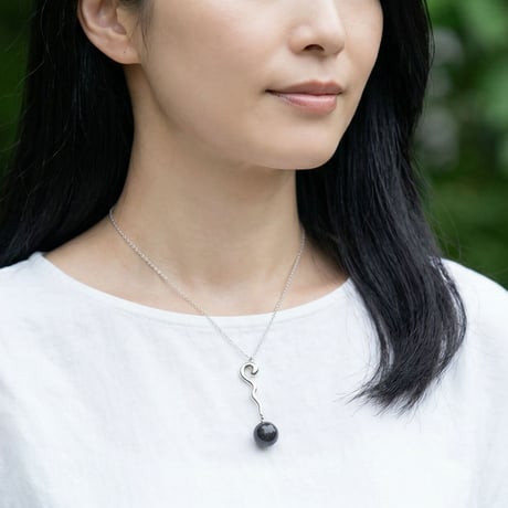 ネックレス　シダ・黒〈Fern Black〉★ネイチャーシリーズ
