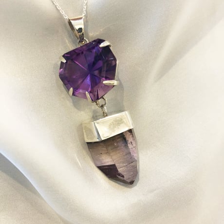 ペンダントトップ　ダブルアメジスト〈Double Amethyst〉★ヒーリングシリーズ