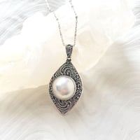 ペンダントヘッド 　流浪の月〈Wandering Moon〉★ヒーリングシリーズ