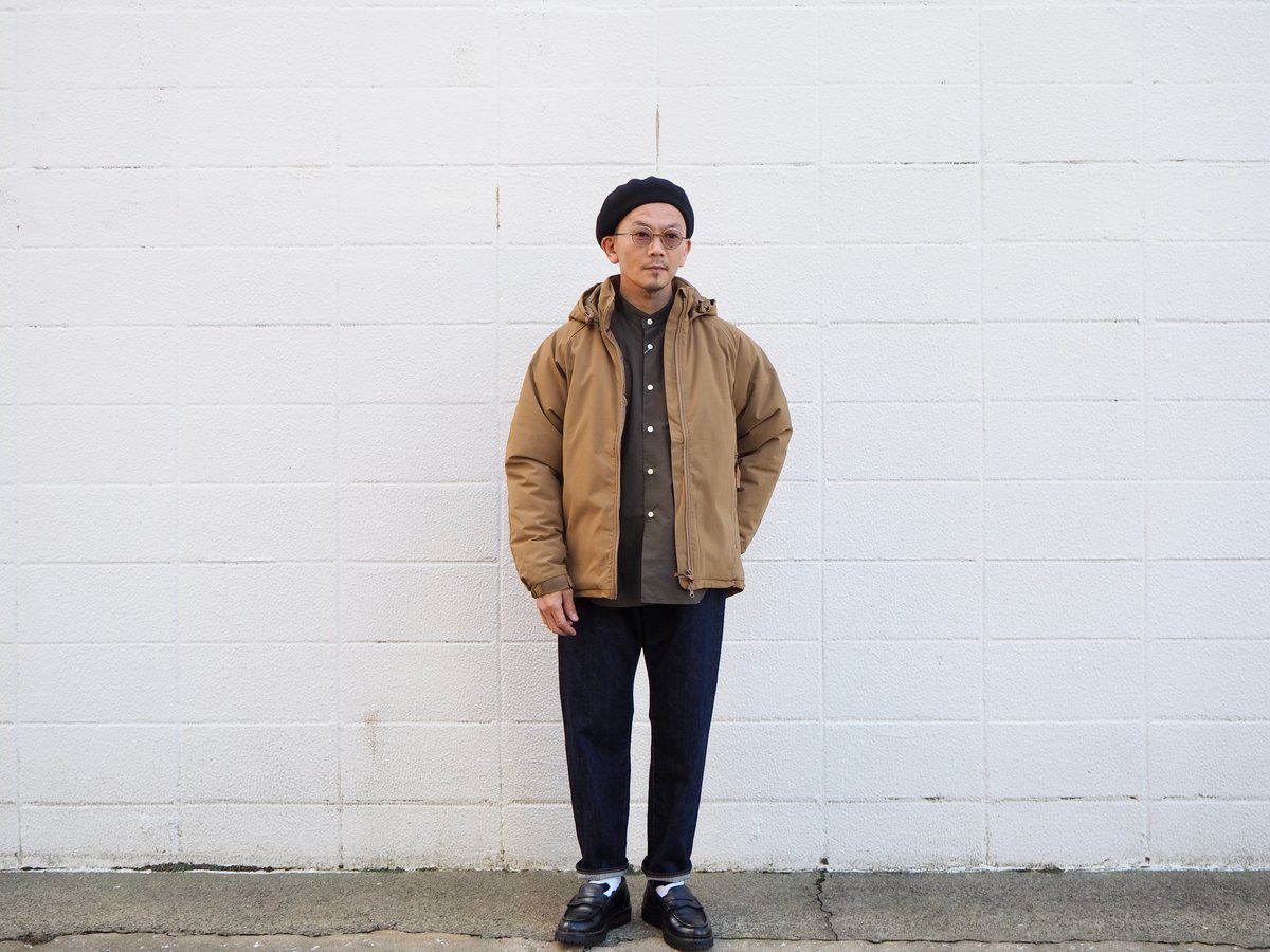 Manual Alphabet〈マニュアルアルファベット〉 TYPEWRITER LOOSE Manual Alphabet〈マニュアルアルファベット〉 TYPEWRITER LOOSE