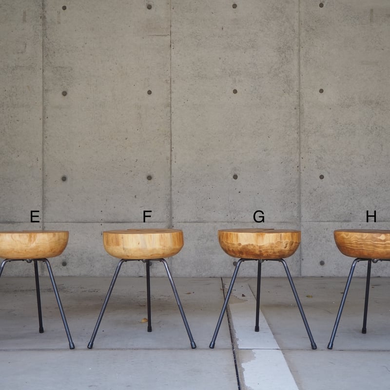 Log Primitive Tripod Stool檜・丸太・サイドテーブル
