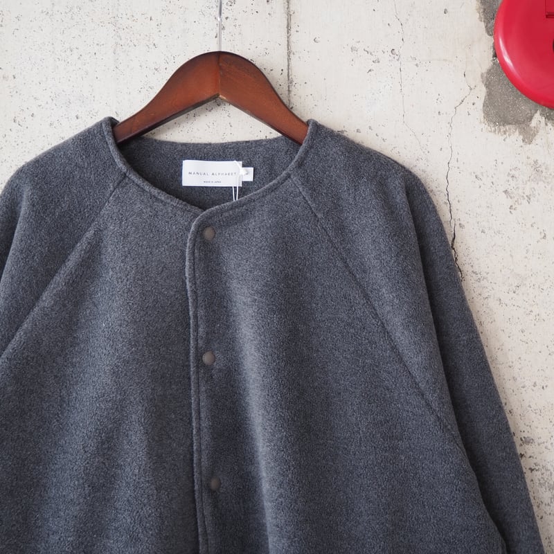 Manual Alphabet〈マニュアルアルファベット〉FLEECE SNAP CARDIG Manual Alphabet〈マニュアルアルファベット〉FLEECE SNAP CARDIG