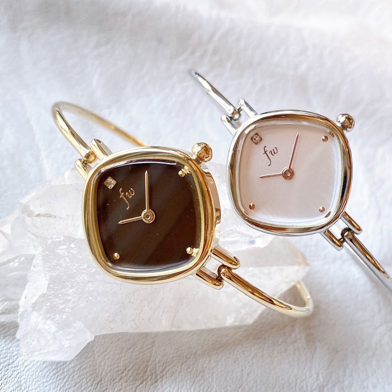 Bangle Watch（バングルウォッチ）ゴールドカラー | ida-watch