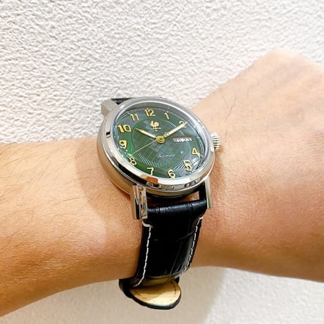 Cupola Type 40 M/Neoclassic ダイアル: アイビーグリーン ストラップ:牛革 クロコ型押し  ブラック