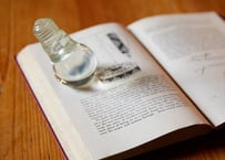 透明電球オブジェ【 PAPER WEIGHT　ペーパーウェイト 】