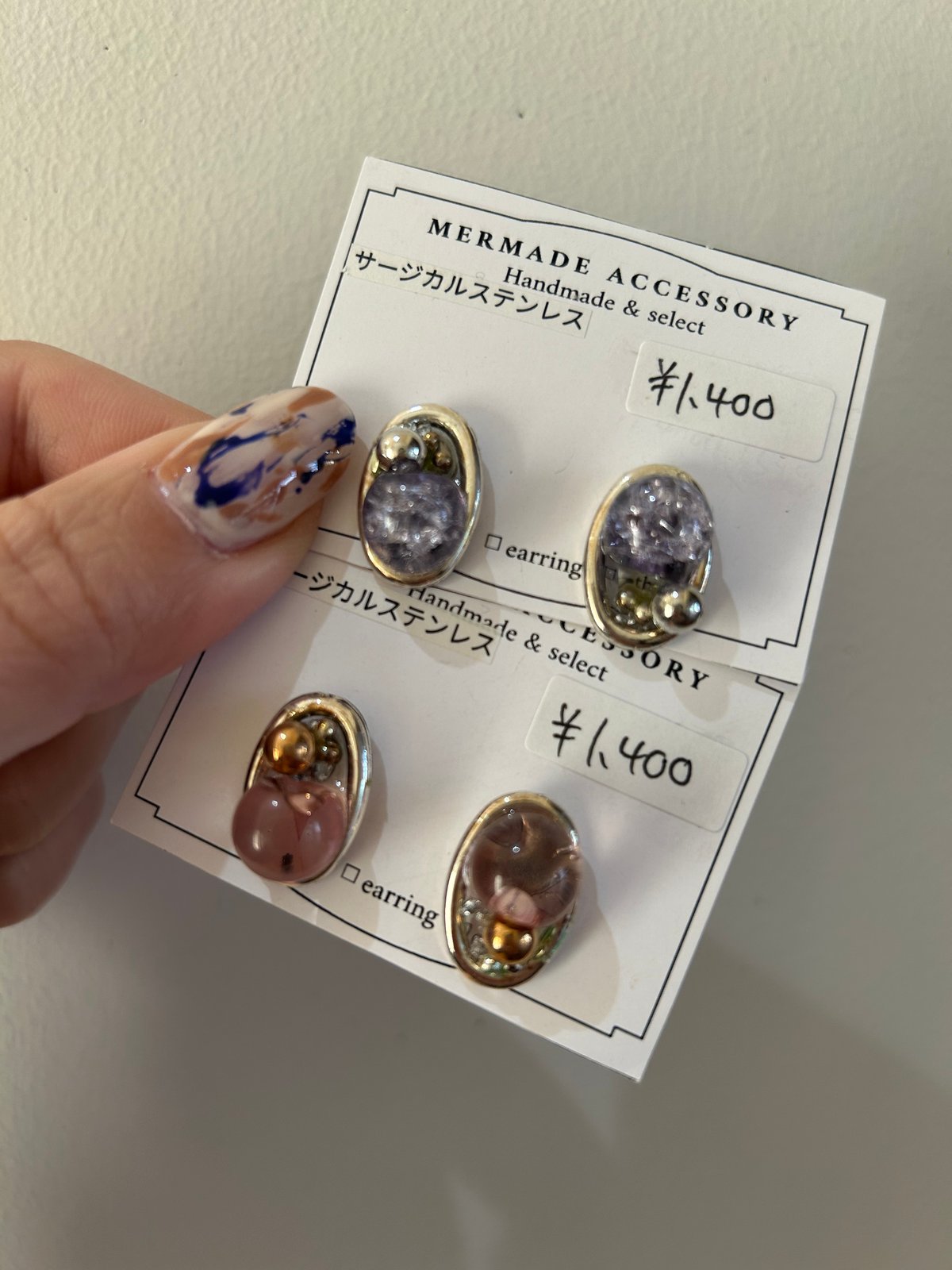 カラークリアミニピアス | HEARTS